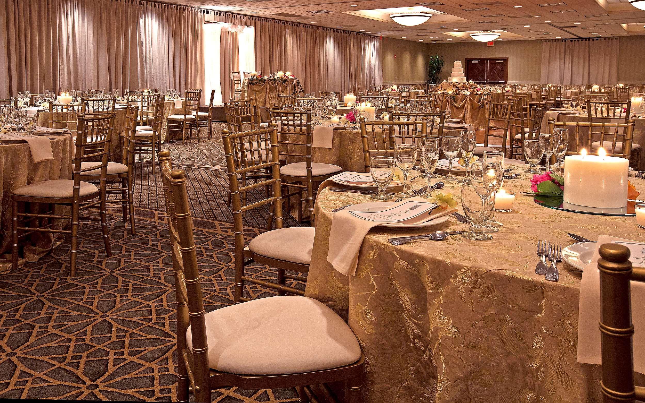 Embassy Suites By Hilton Chicago Schaumburg Woodfield Екстериор снимка