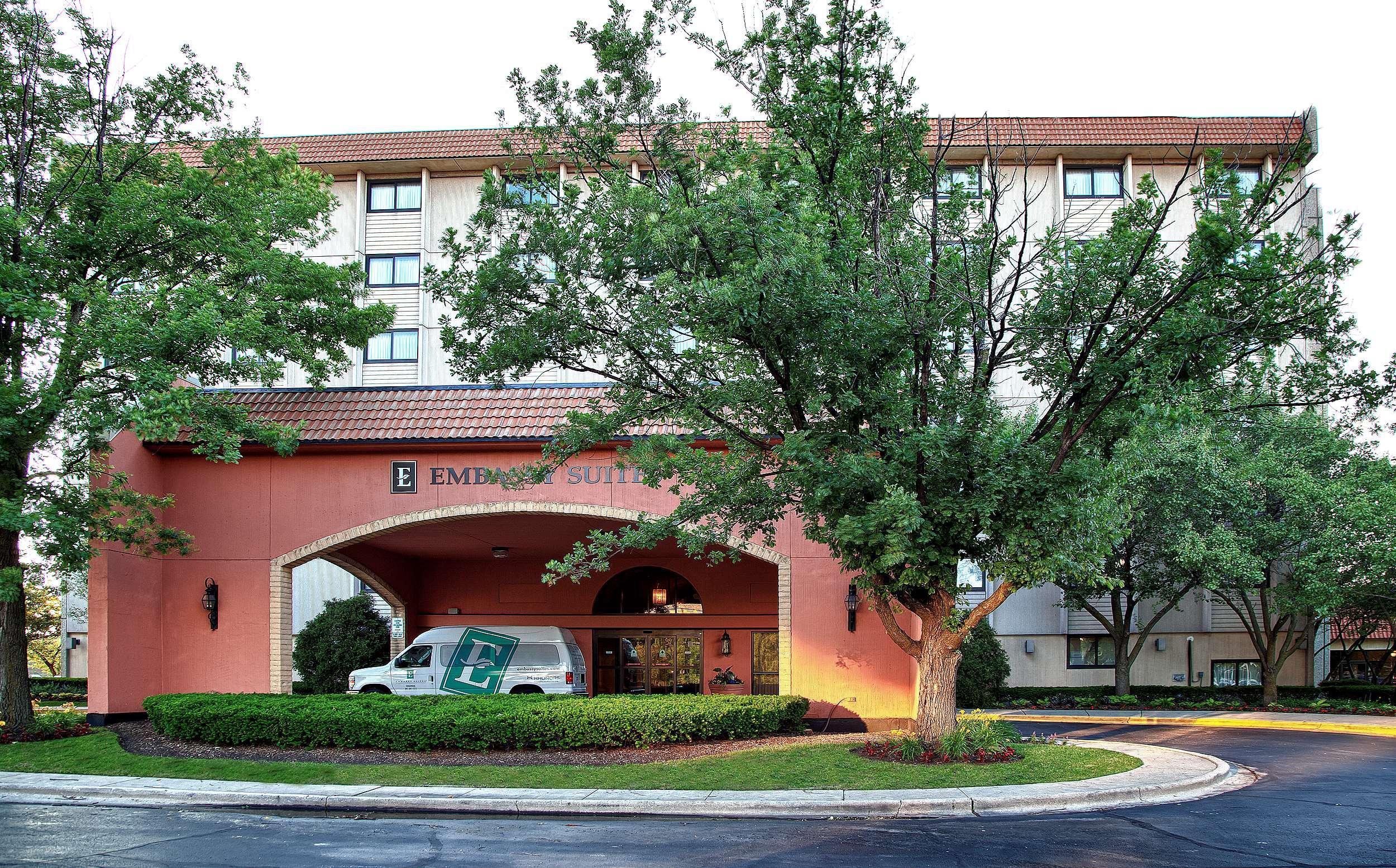 Embassy Suites By Hilton Chicago Schaumburg Woodfield Екстериор снимка