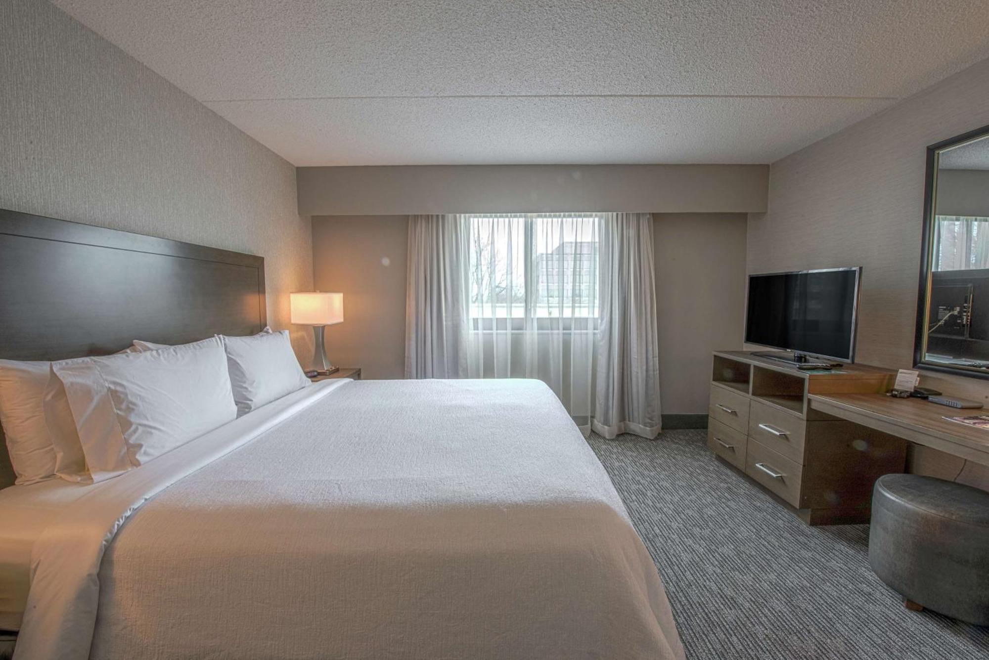 Embassy Suites By Hilton Chicago Schaumburg Woodfield Екстериор снимка