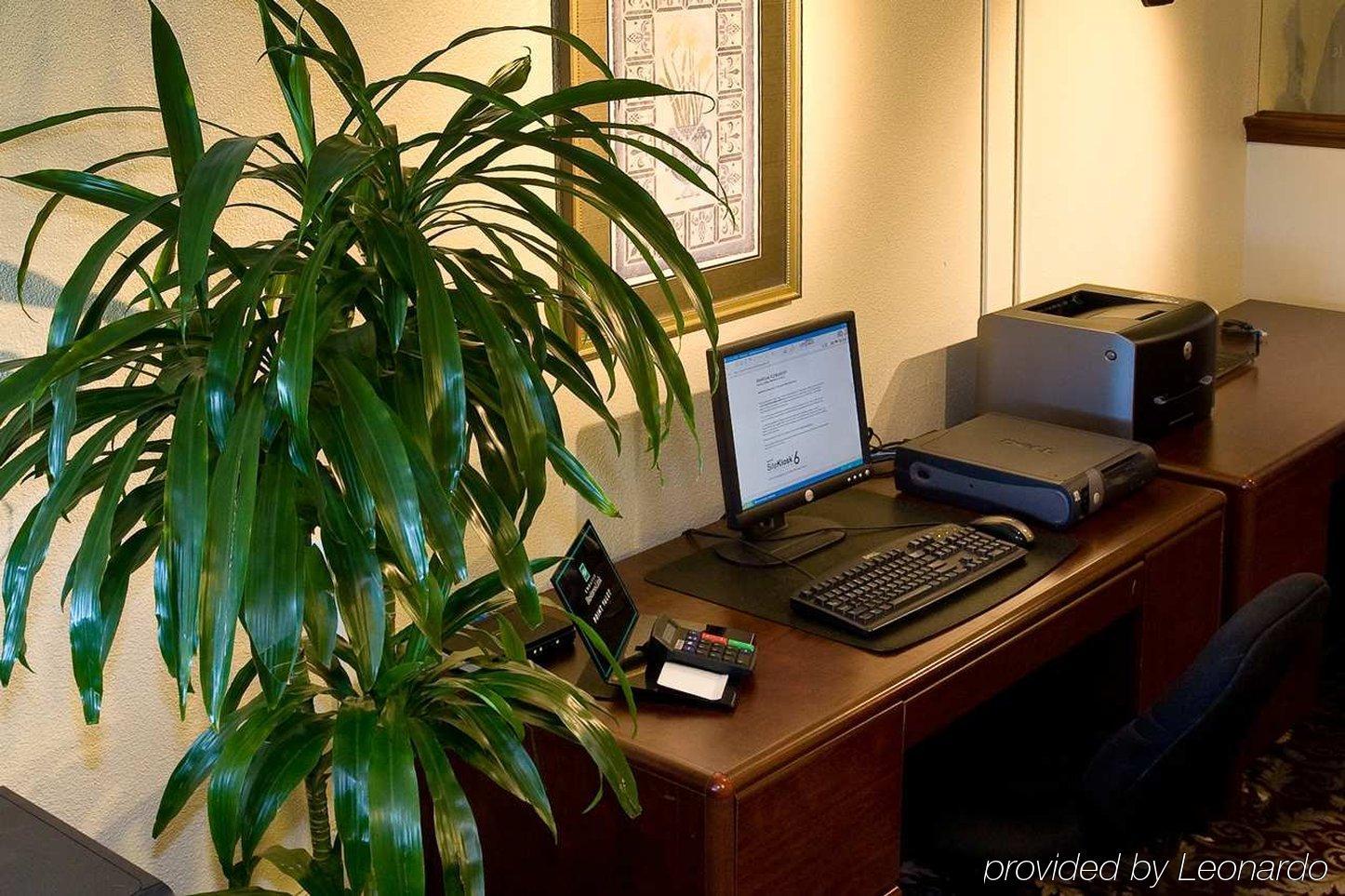 Embassy Suites By Hilton Chicago Schaumburg Woodfield Съоръжения снимка
